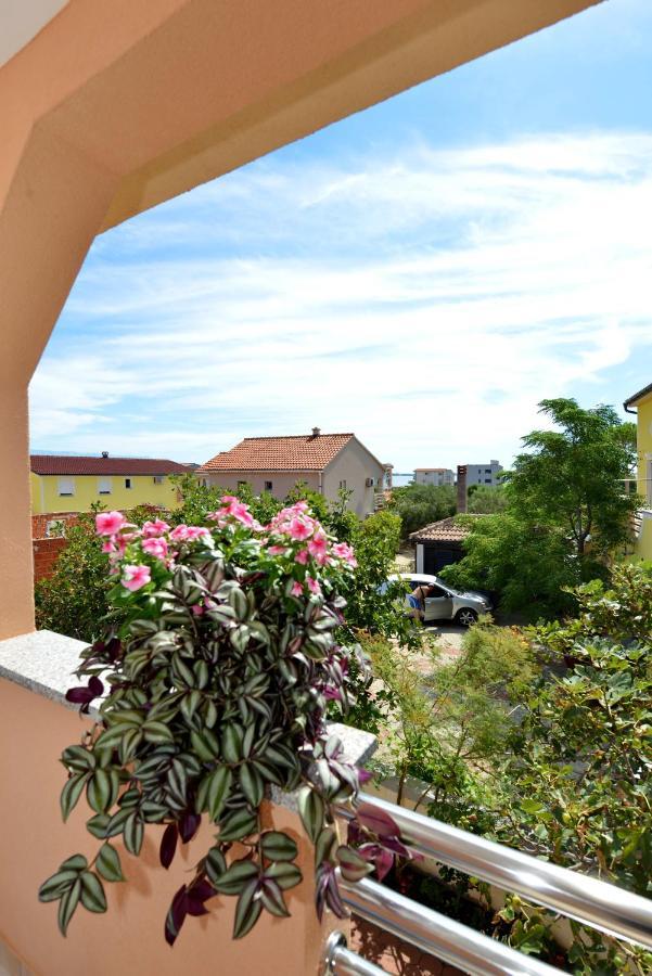 Apartment Nada Vir Esterno foto