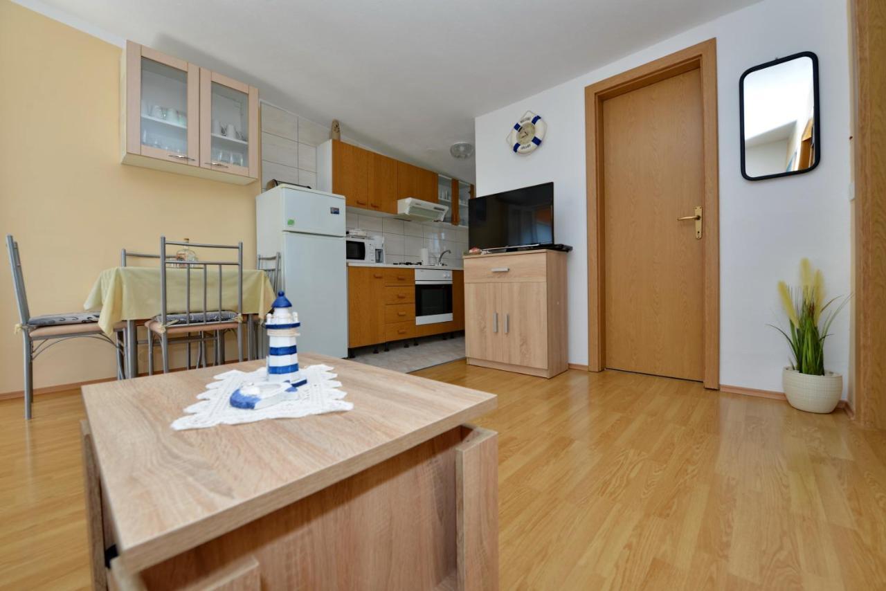Apartment Nada Vir Esterno foto