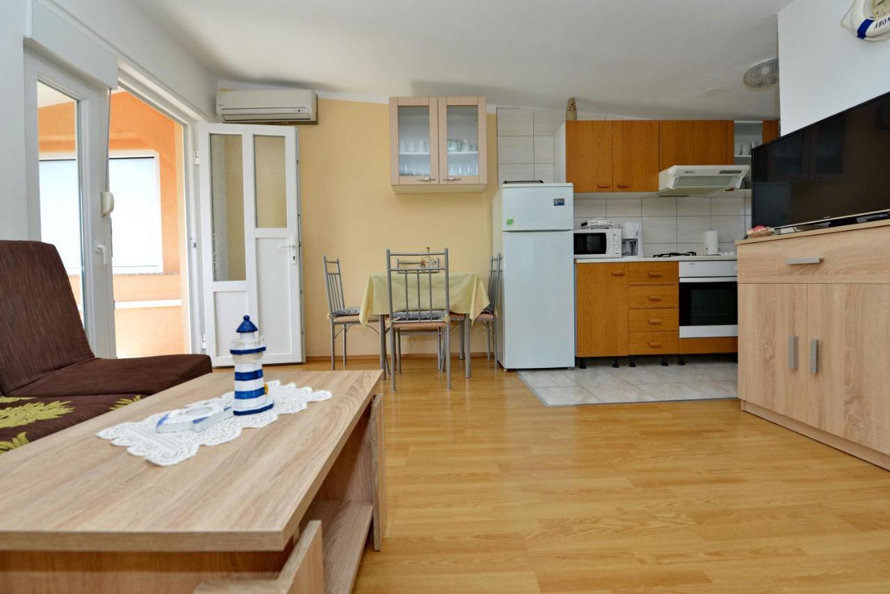 Apartment Nada Vir Esterno foto